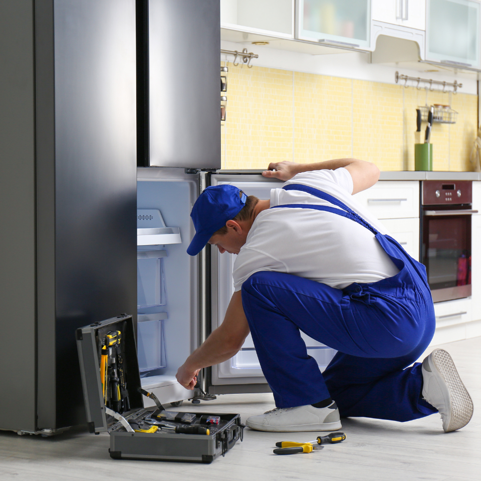 fridge repairing by bright fixing technicians